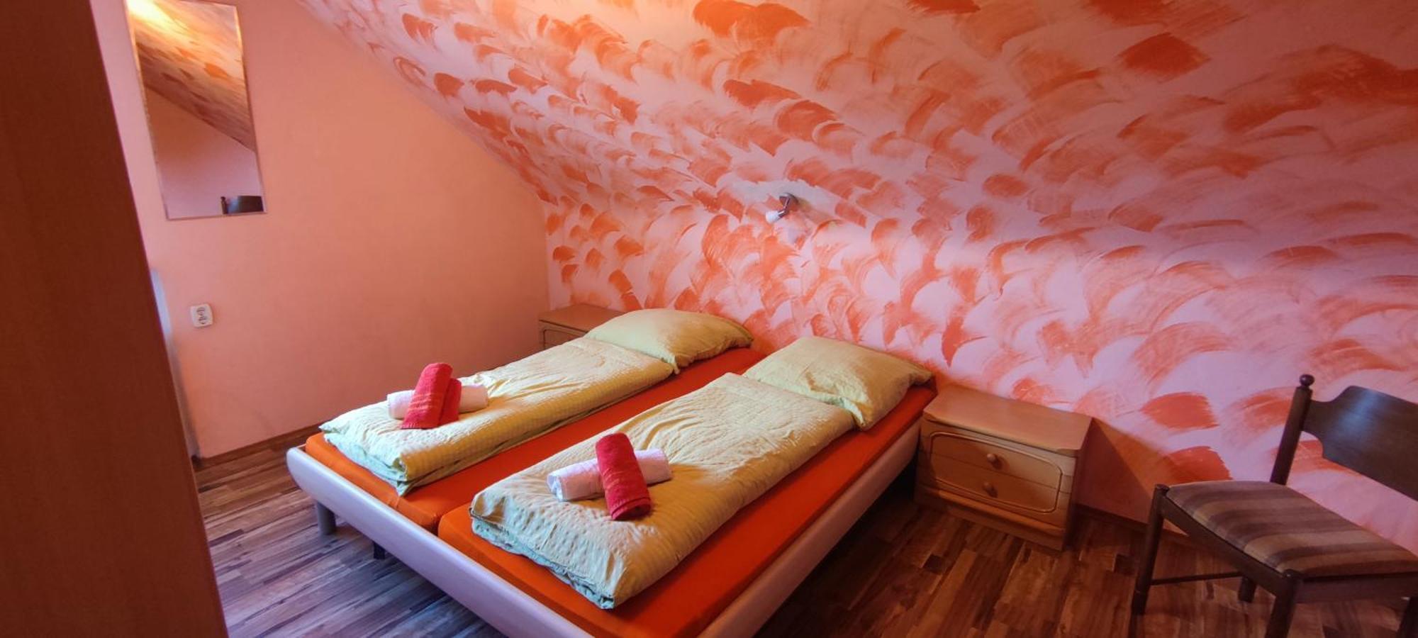 Oberlenningen Alb Rooms, Zimmer Auf Der Schwaebischen Alb מראה חיצוני תמונה