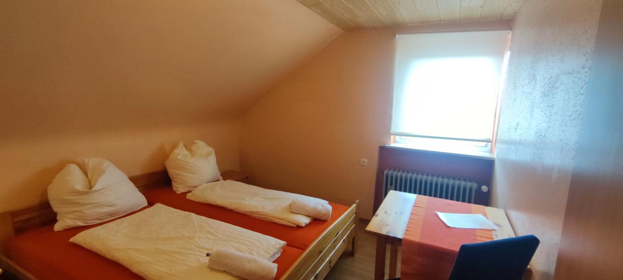 Oberlenningen Alb Rooms, Zimmer Auf Der Schwaebischen Alb מראה חיצוני תמונה