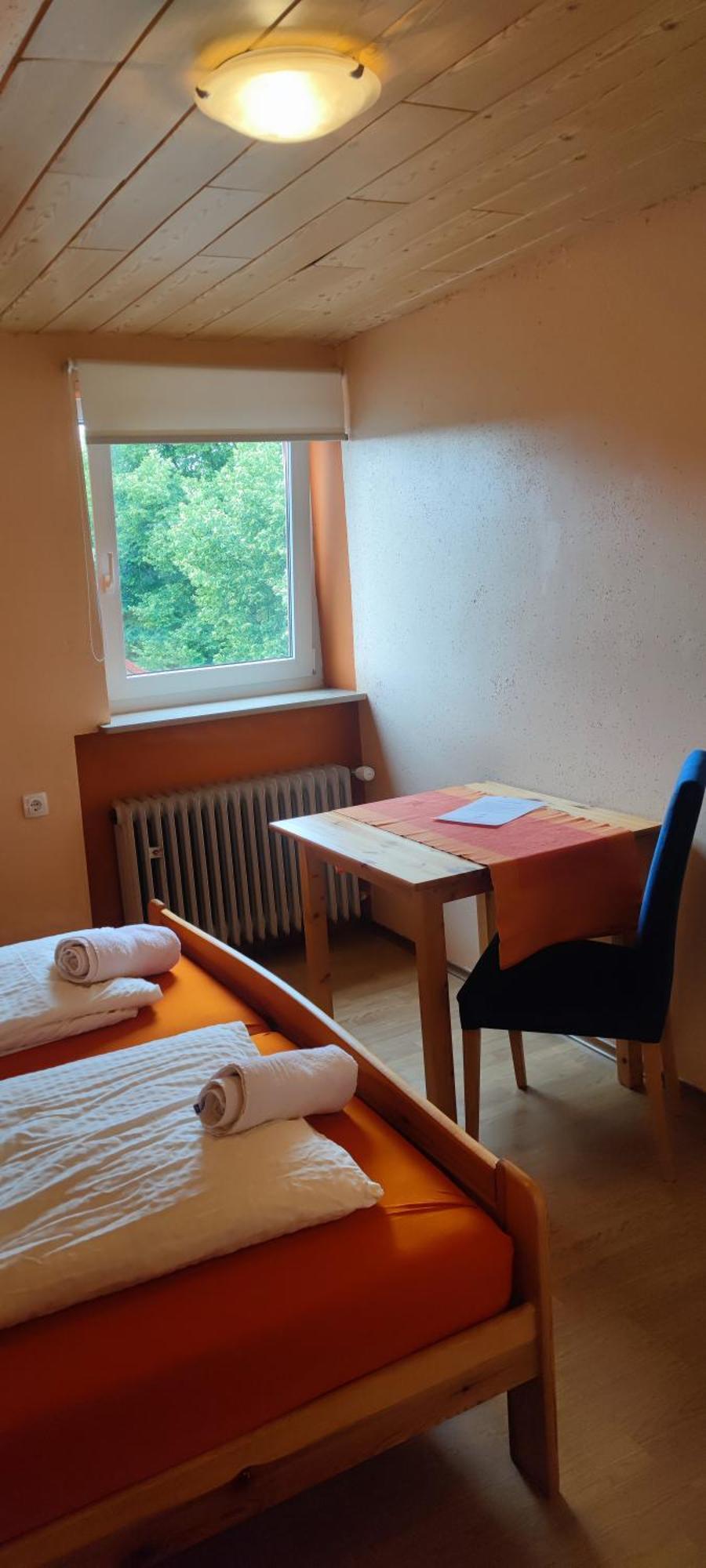 Oberlenningen Alb Rooms, Zimmer Auf Der Schwaebischen Alb מראה חיצוני תמונה